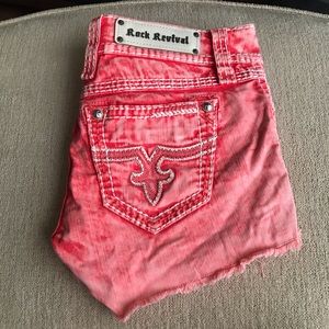 Red/pink tie dye jean shorts